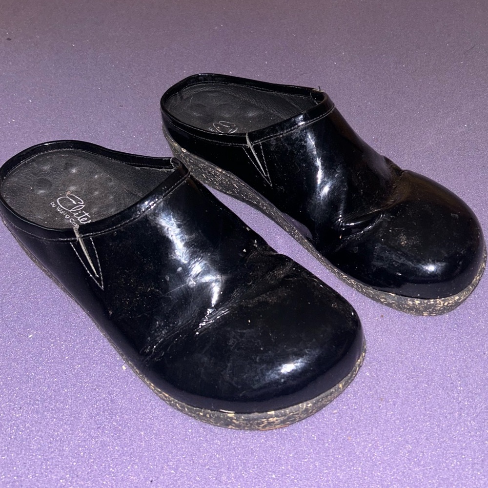 Elites by Walking Cradles clogs.